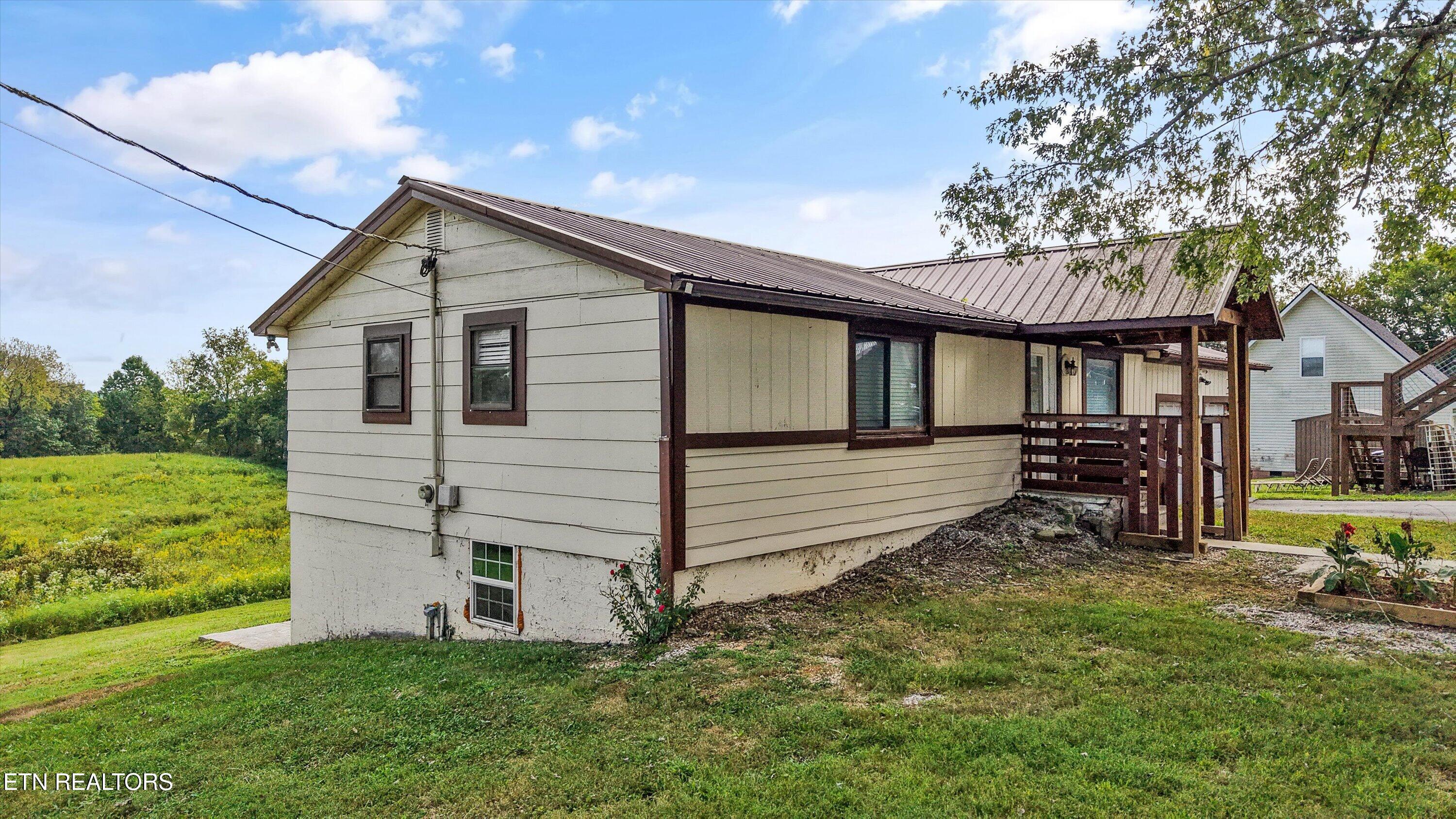 2882 Boyds Creek Hwy