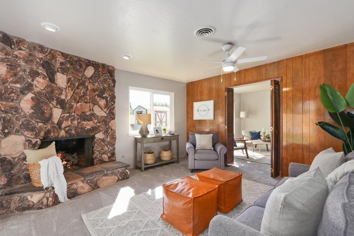 1578 Cedar Way