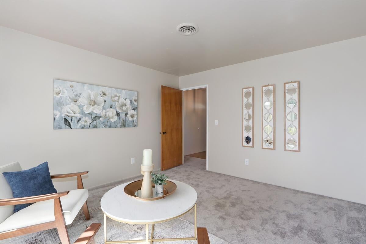 1578 Cedar Way