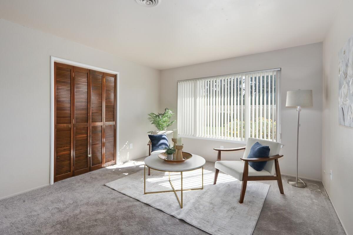 1578 Cedar Way