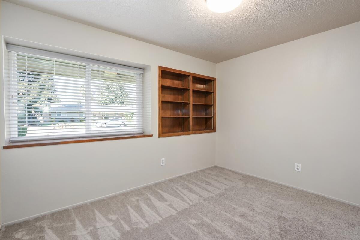 1578 Cedar Way