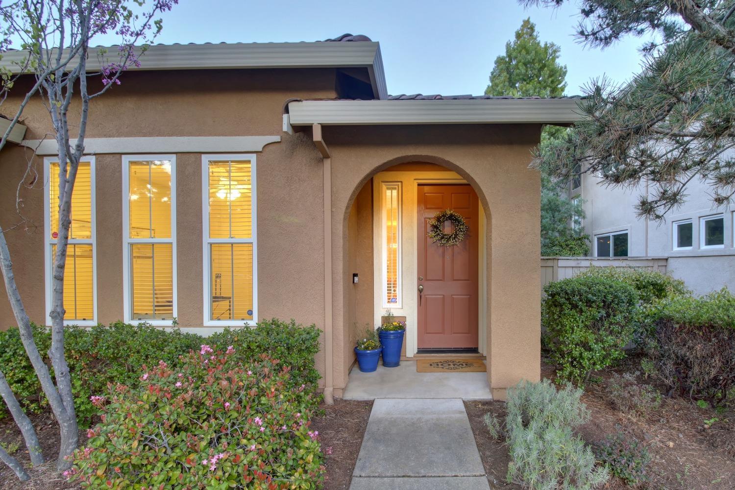 1525 Thurman Way