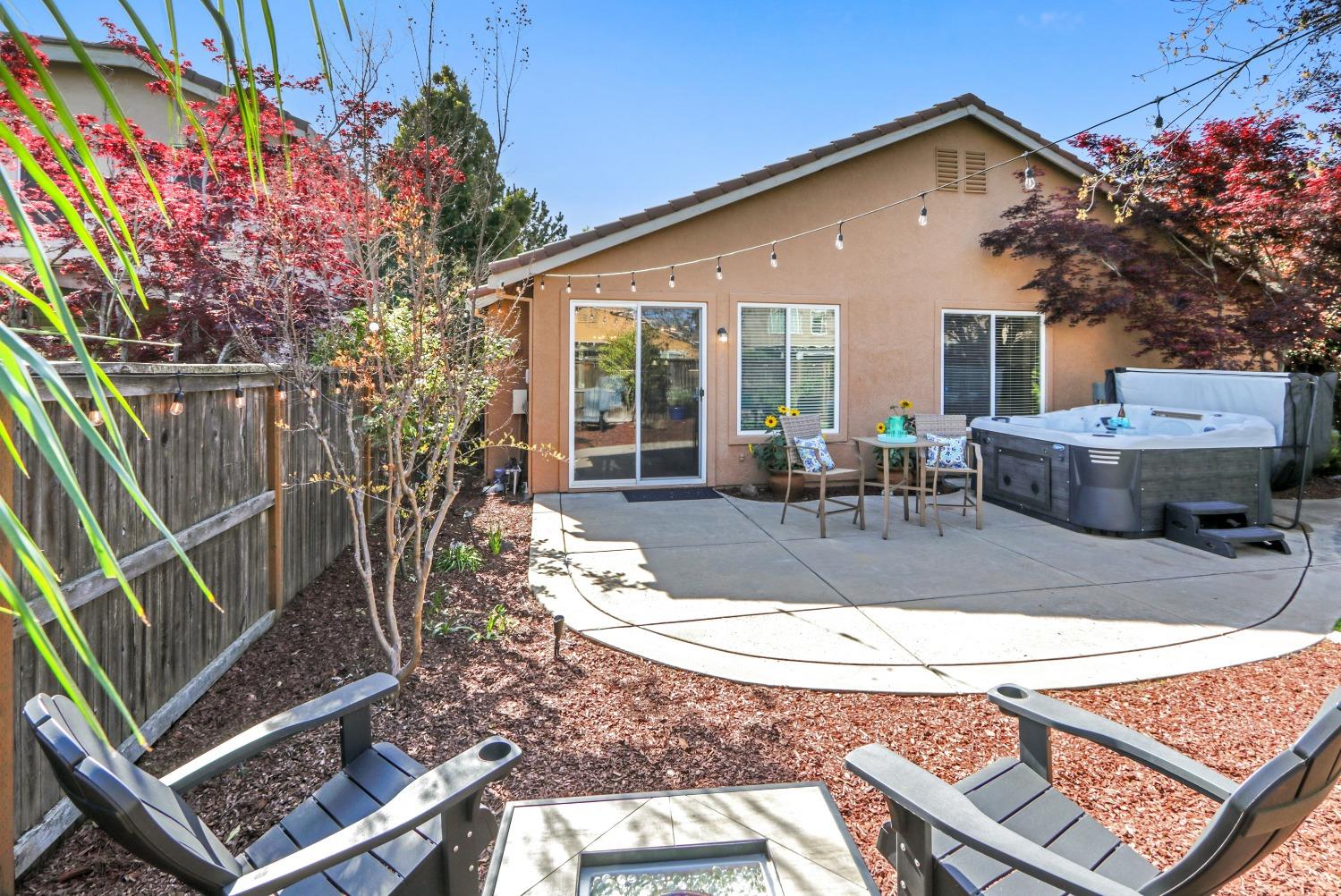 1525 Thurman Way