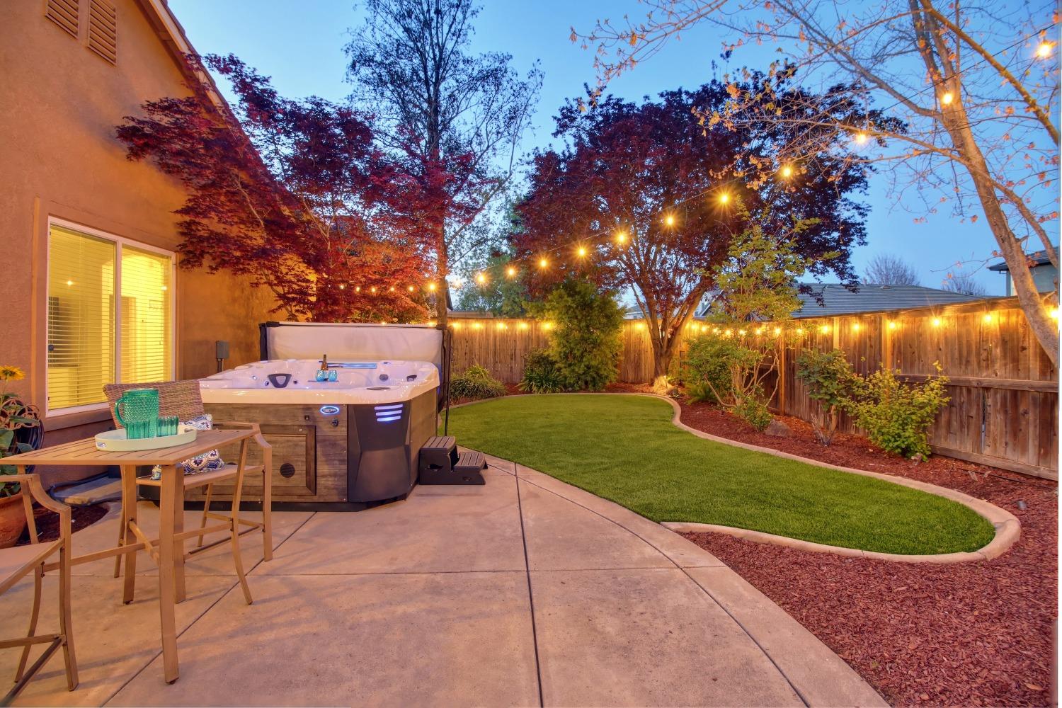 1525 Thurman Way