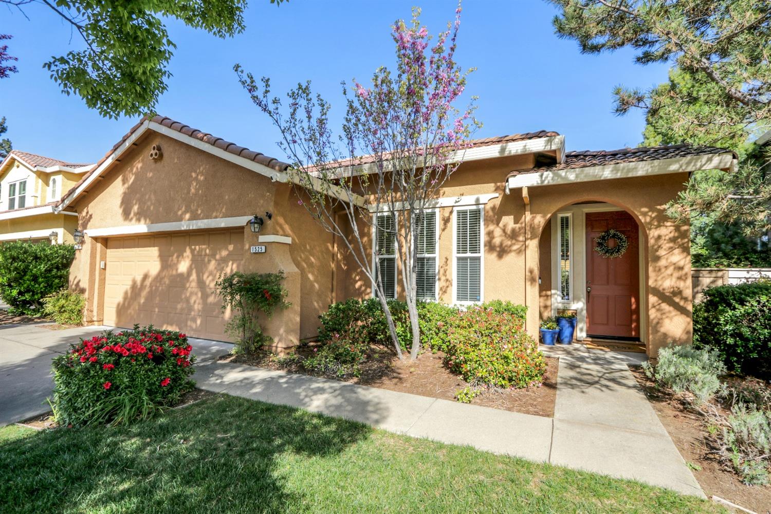 1525 Thurman Way
