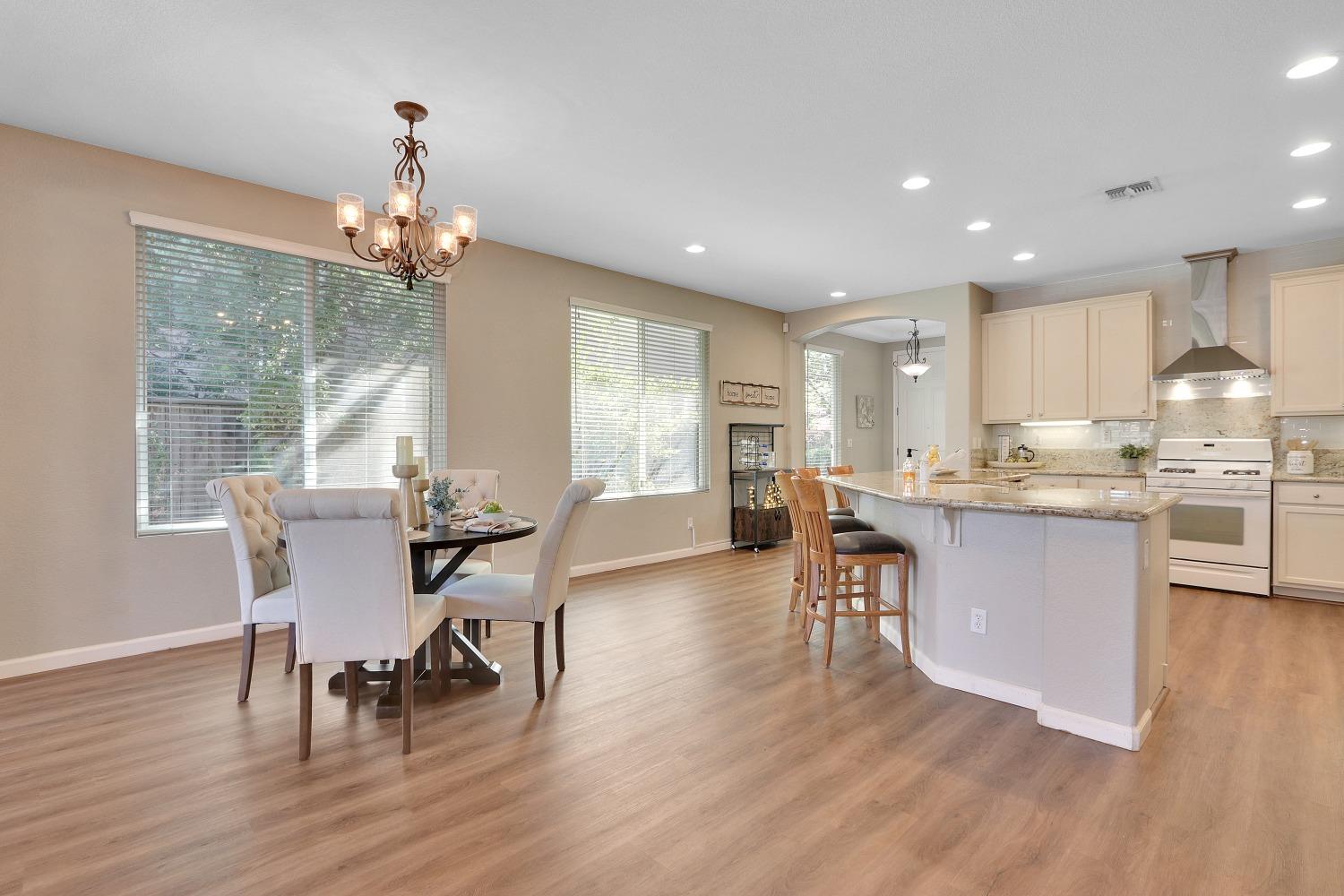 1525 Thurman Way