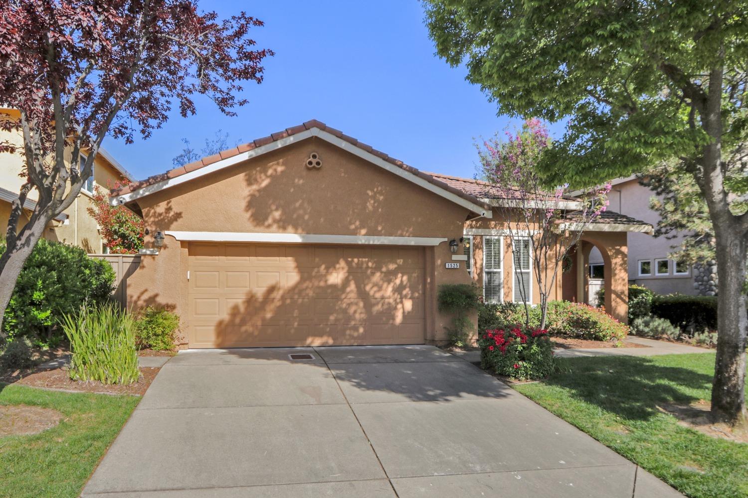 1525 Thurman Way