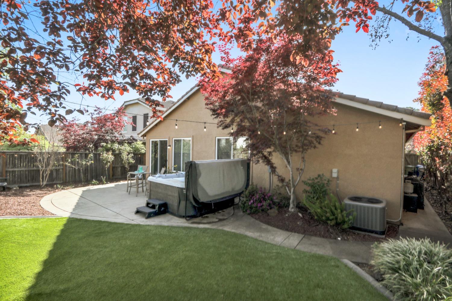 1525 Thurman Way