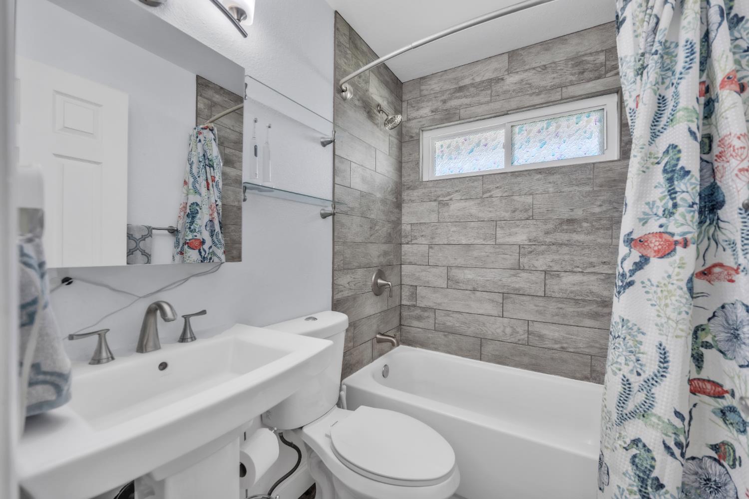 6103 Willowmont Circle