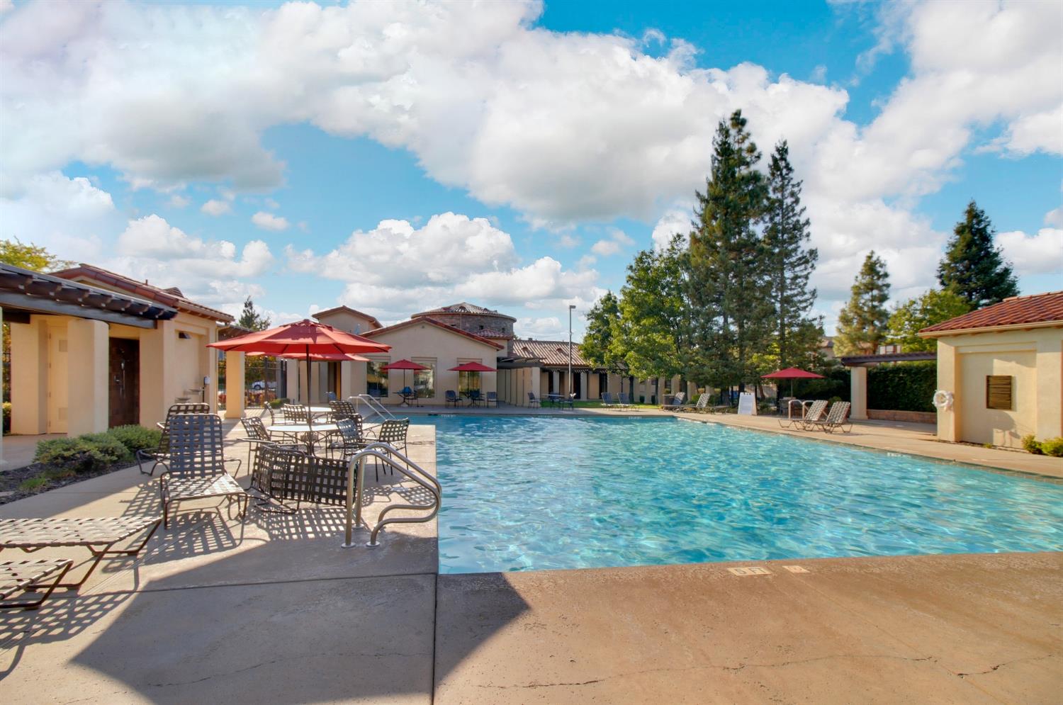 1499 Berriedale Court