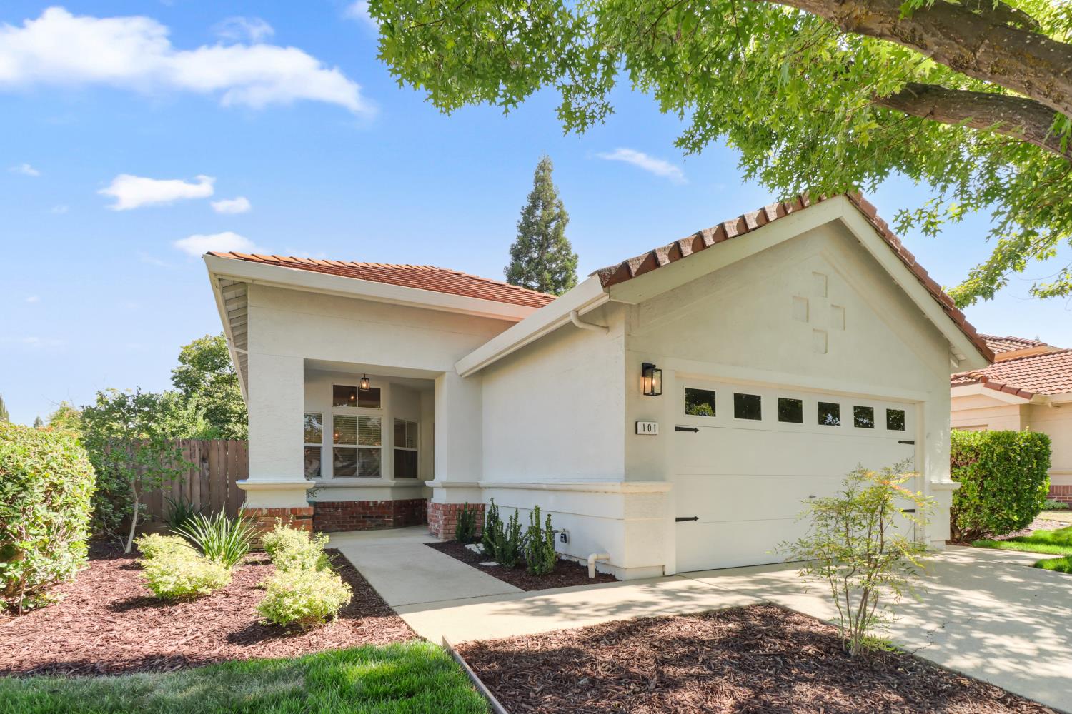 101 Kennerly Way