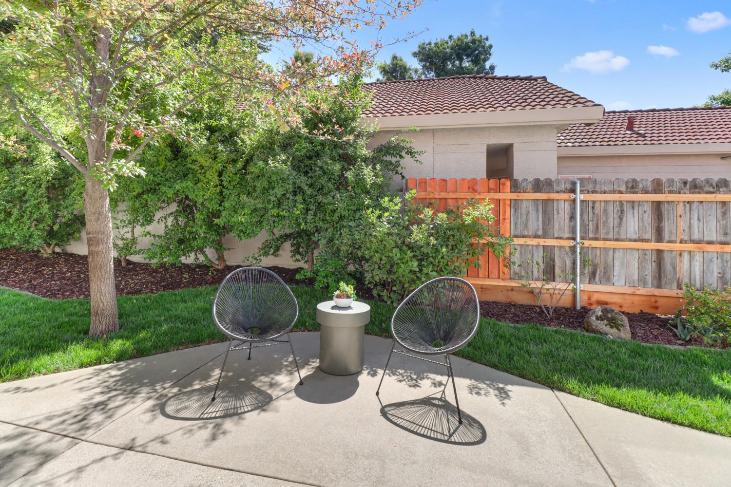 101 Kennerly Way