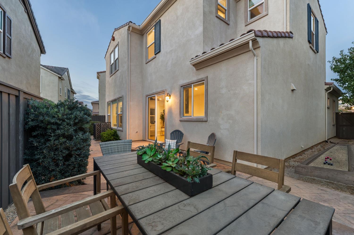 8674 Mahonia Drive