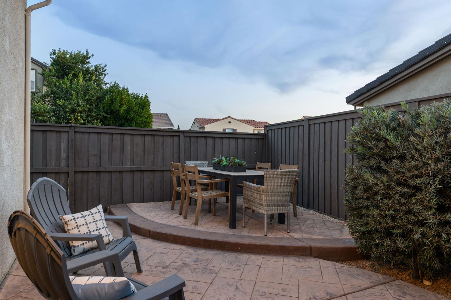 8674 Mahonia Drive