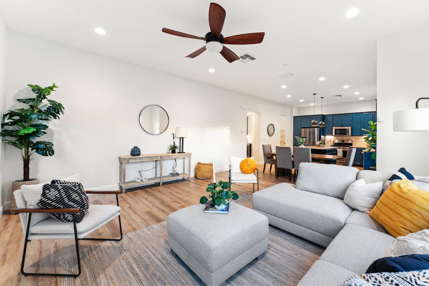 8674 Mahonia Drive