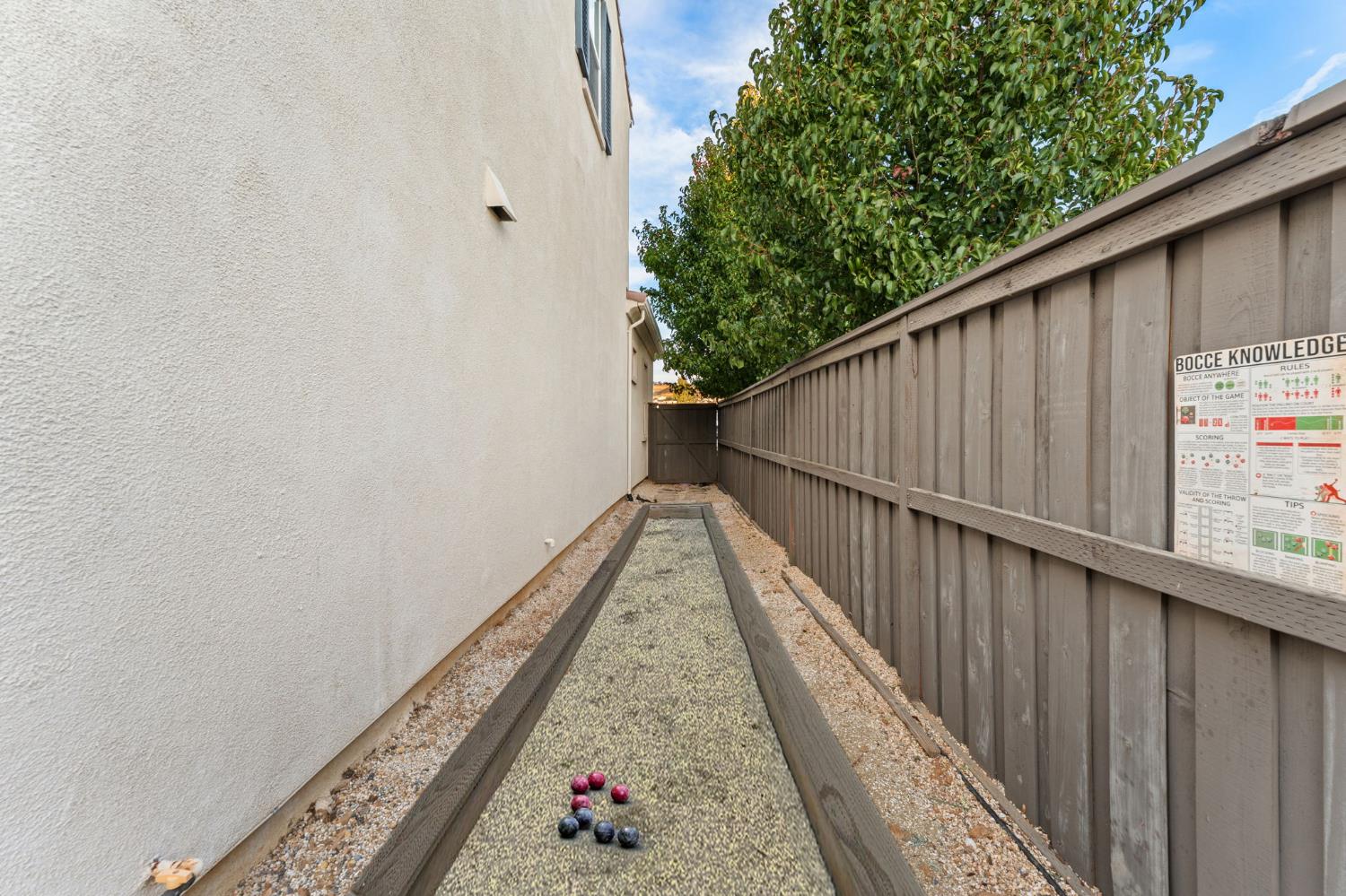 8674 Mahonia Drive