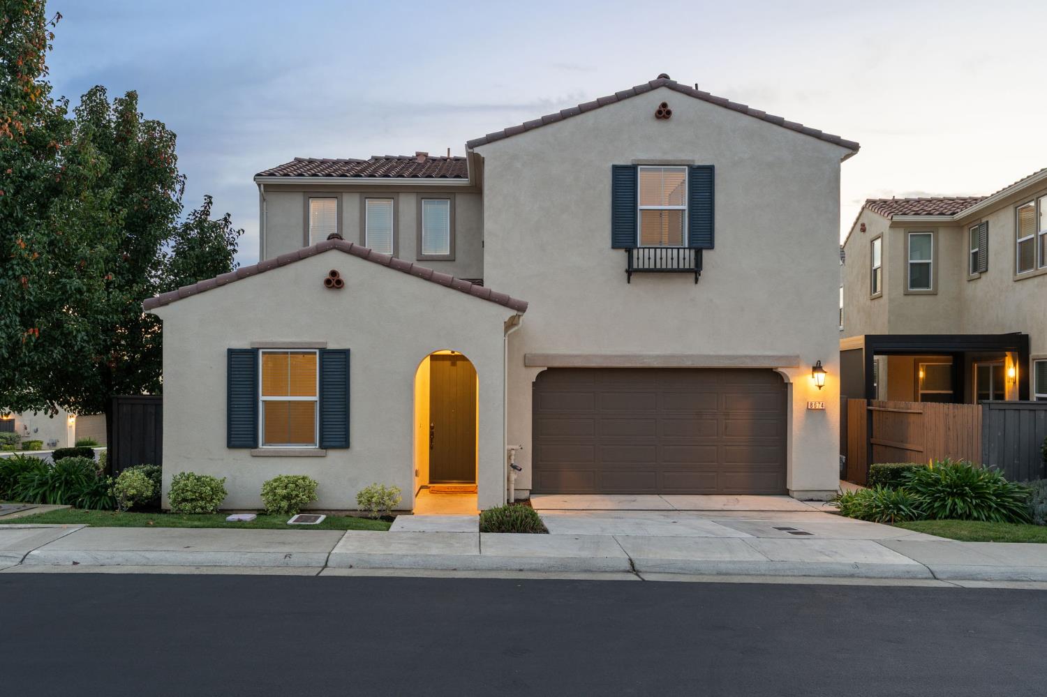 8674 Mahonia Drive