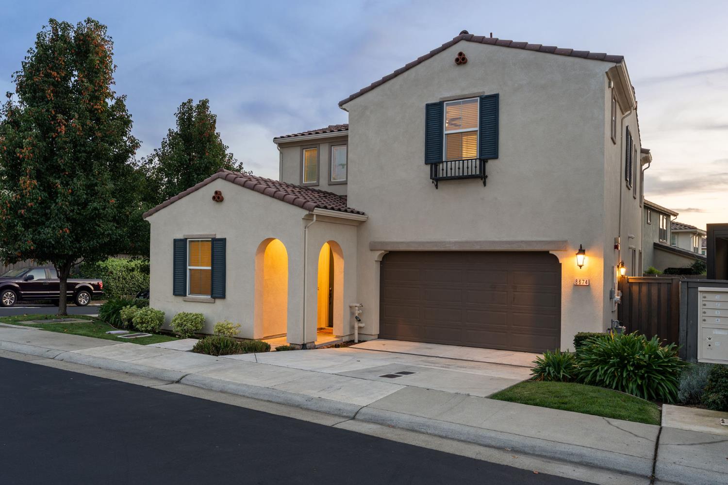 8674 Mahonia Drive