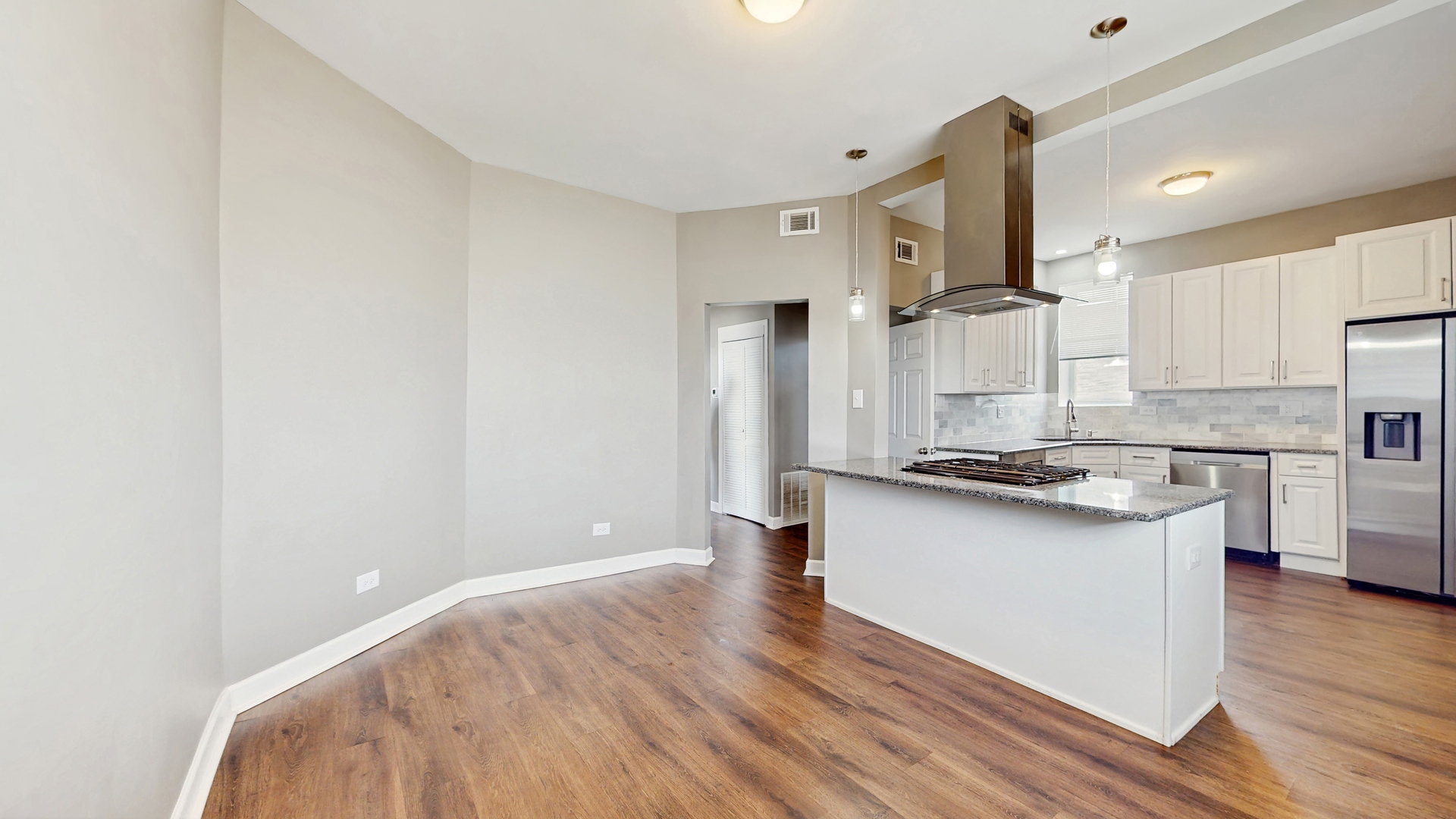 6347 S Drexel Avenue