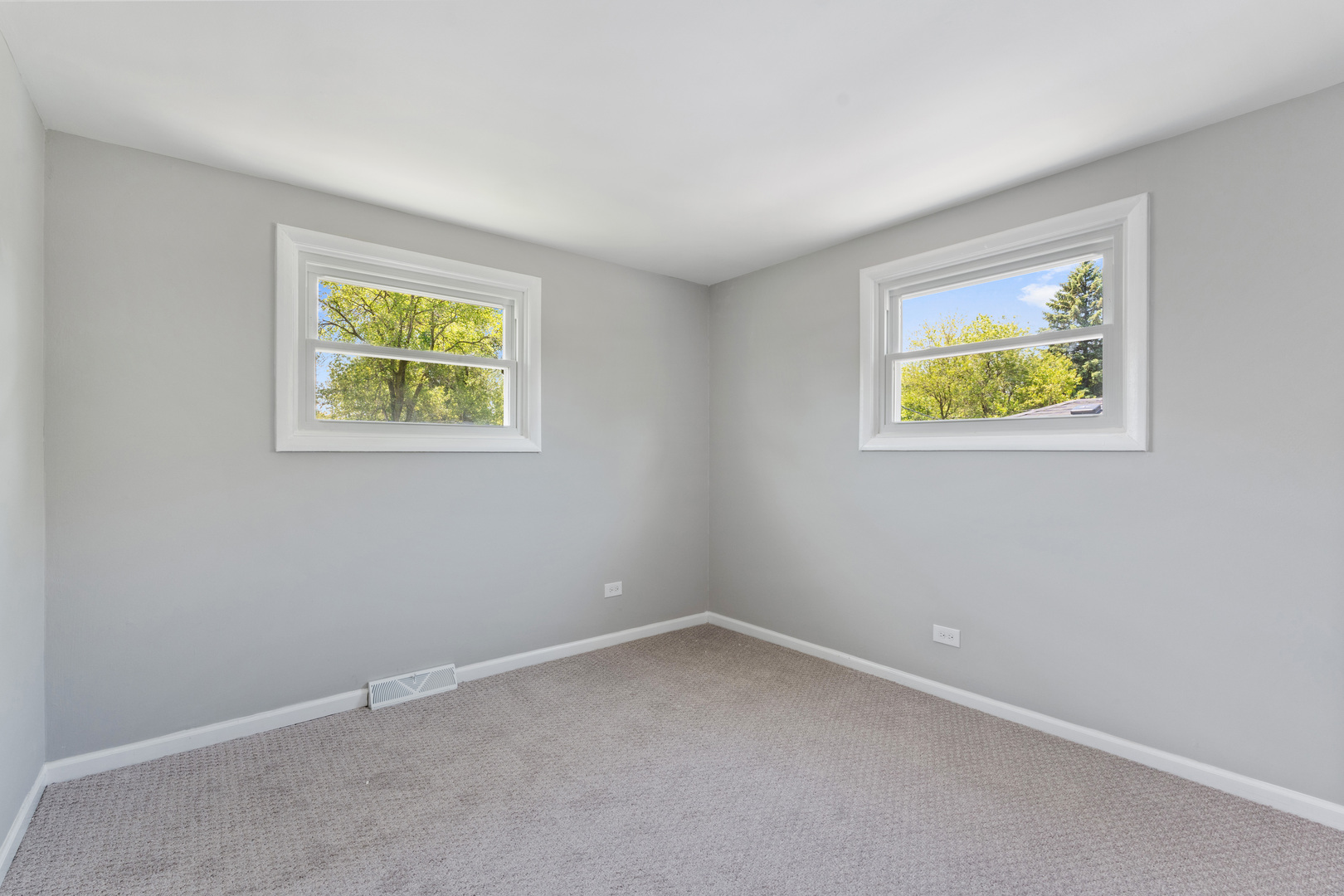 2711 Lancaster Drive