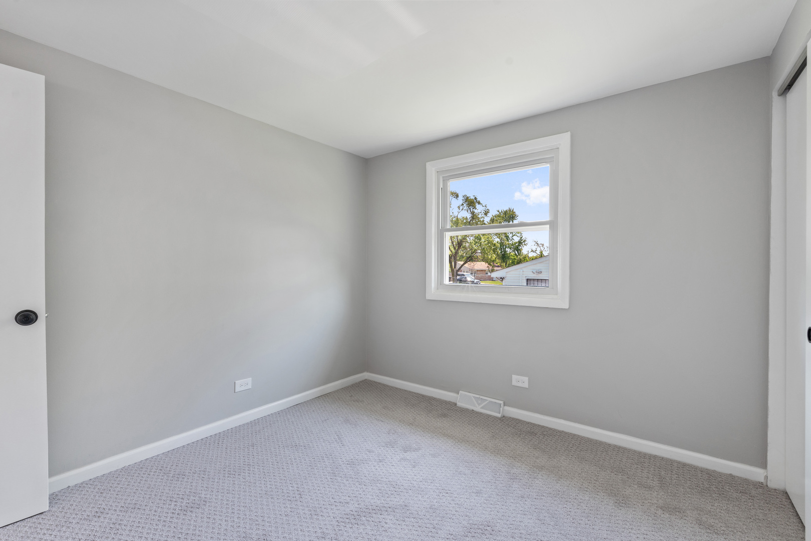 2711 Lancaster Drive