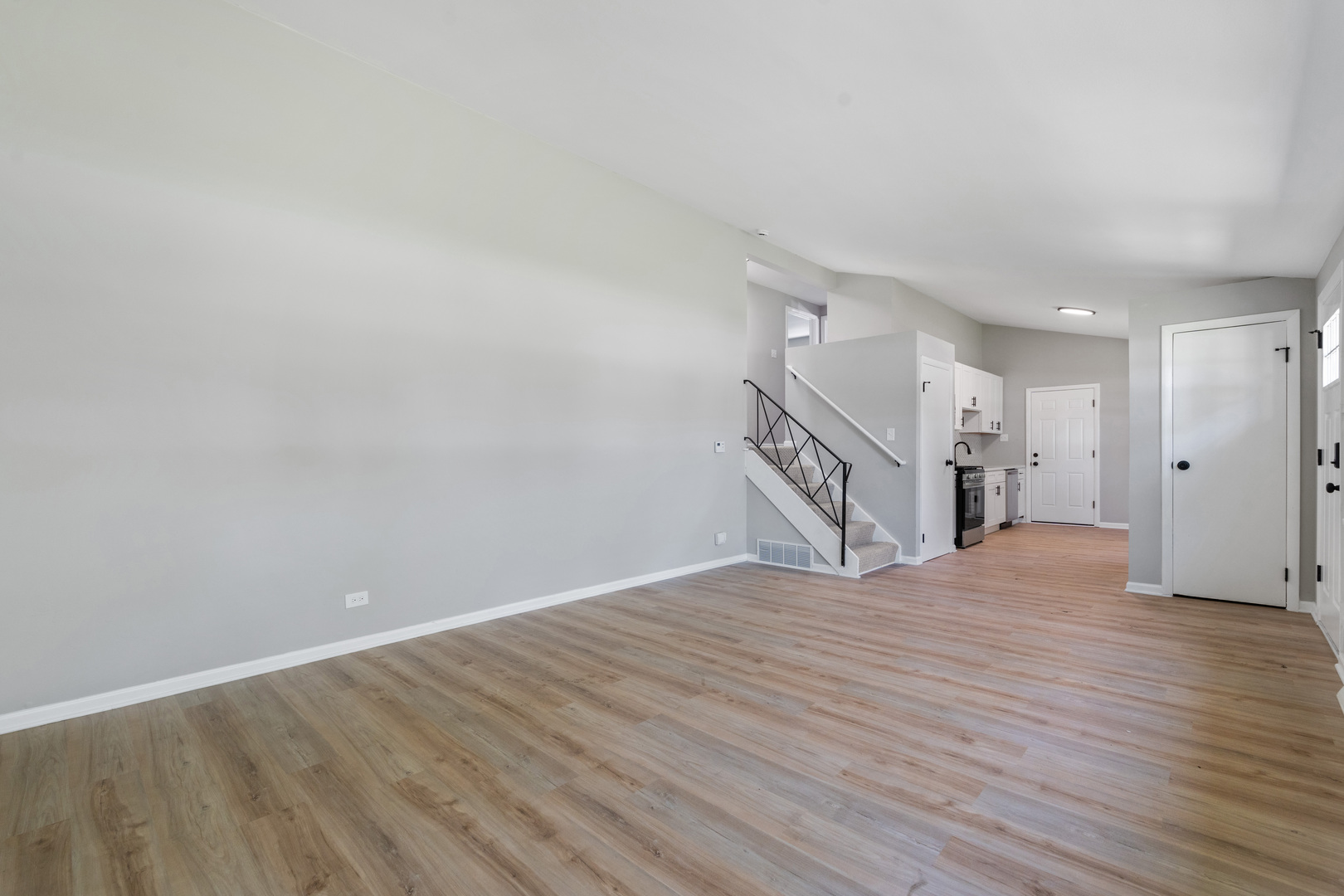 2711 Lancaster Drive