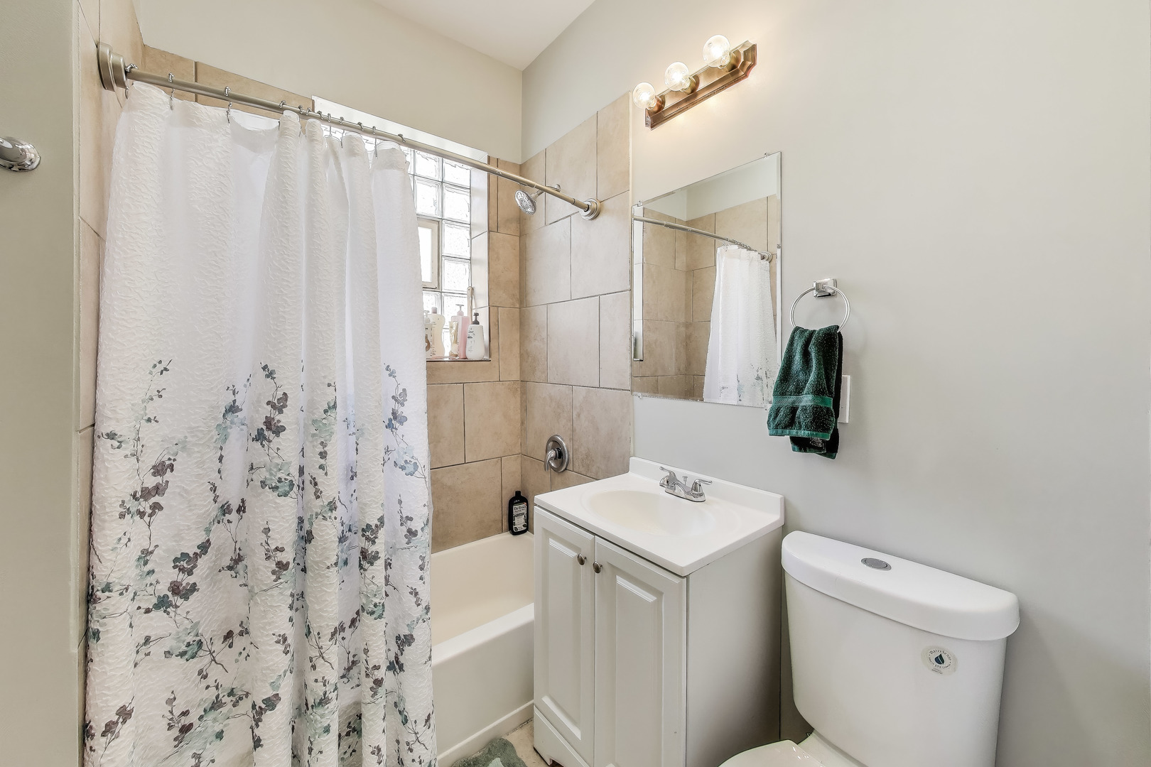 5169 S Michigan Avenue Unit: 2