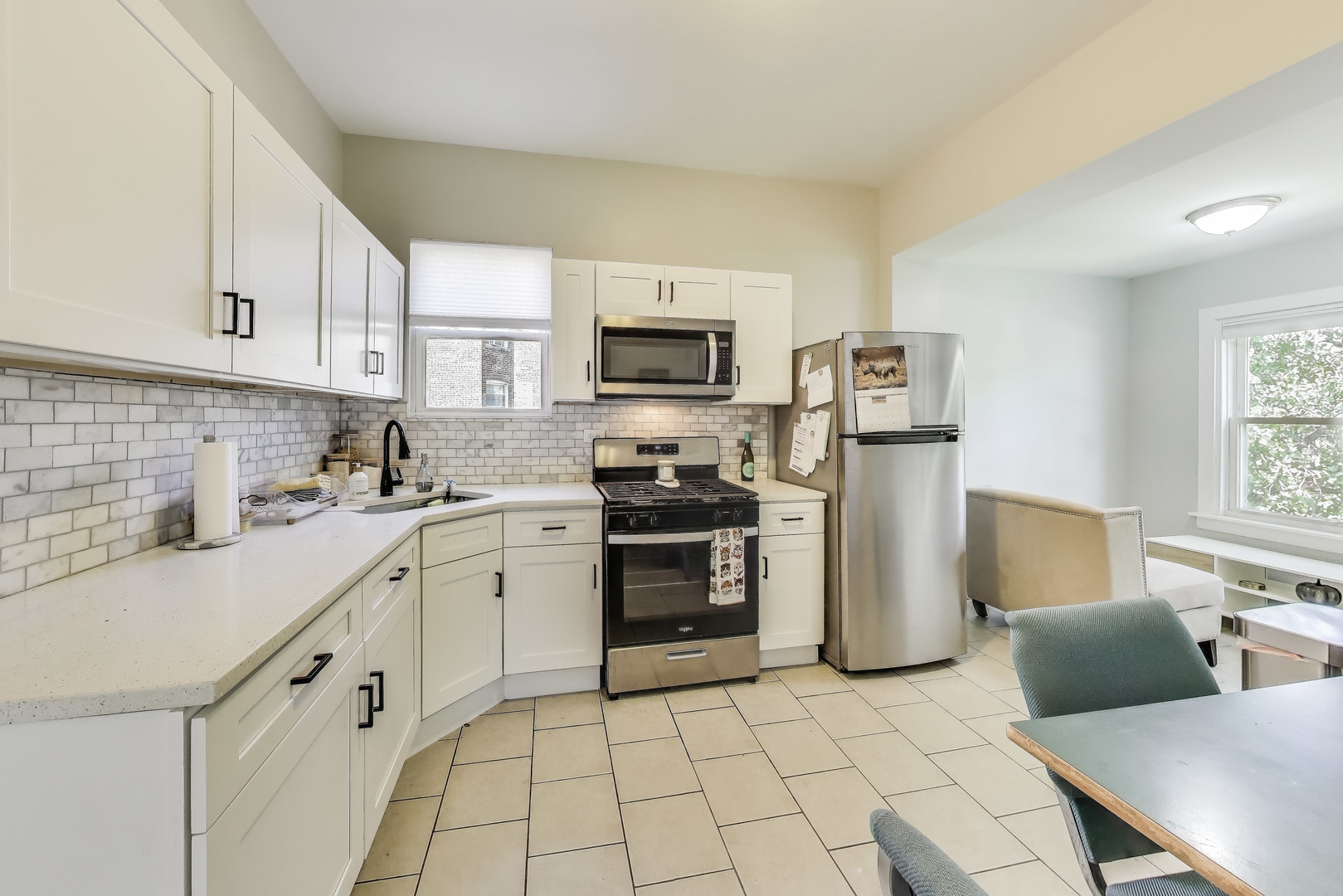 5169 S Michigan Avenue Unit: 2