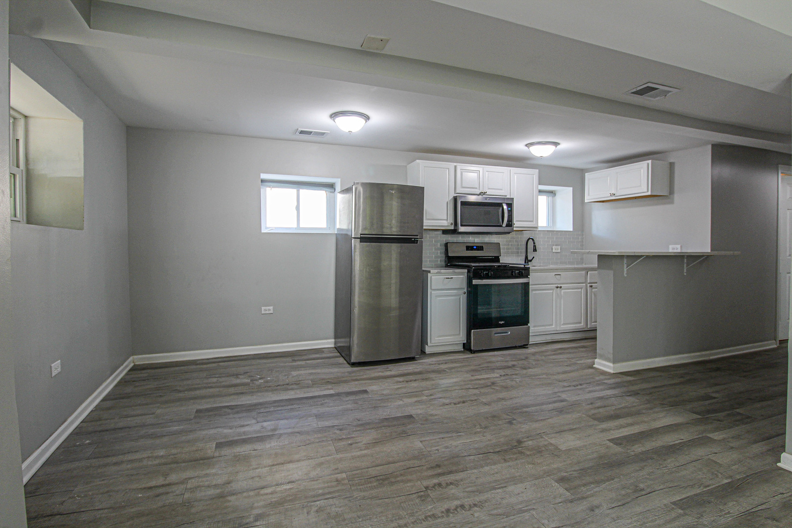 5169 S Michigan Avenue