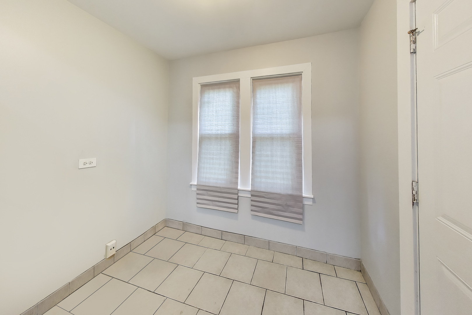 5169 S Michigan Avenue