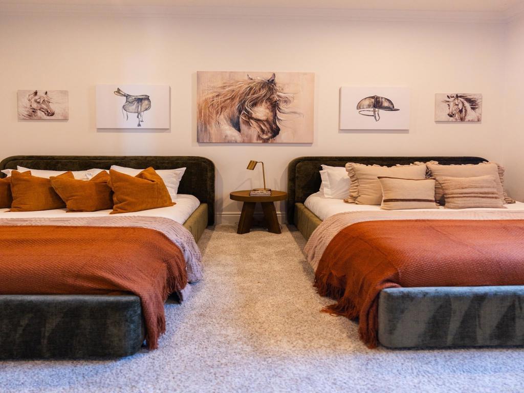 18000 Sunset Point Road