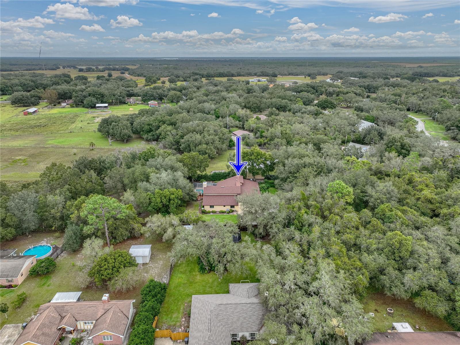1341 COUNTRY OAKS BLVD