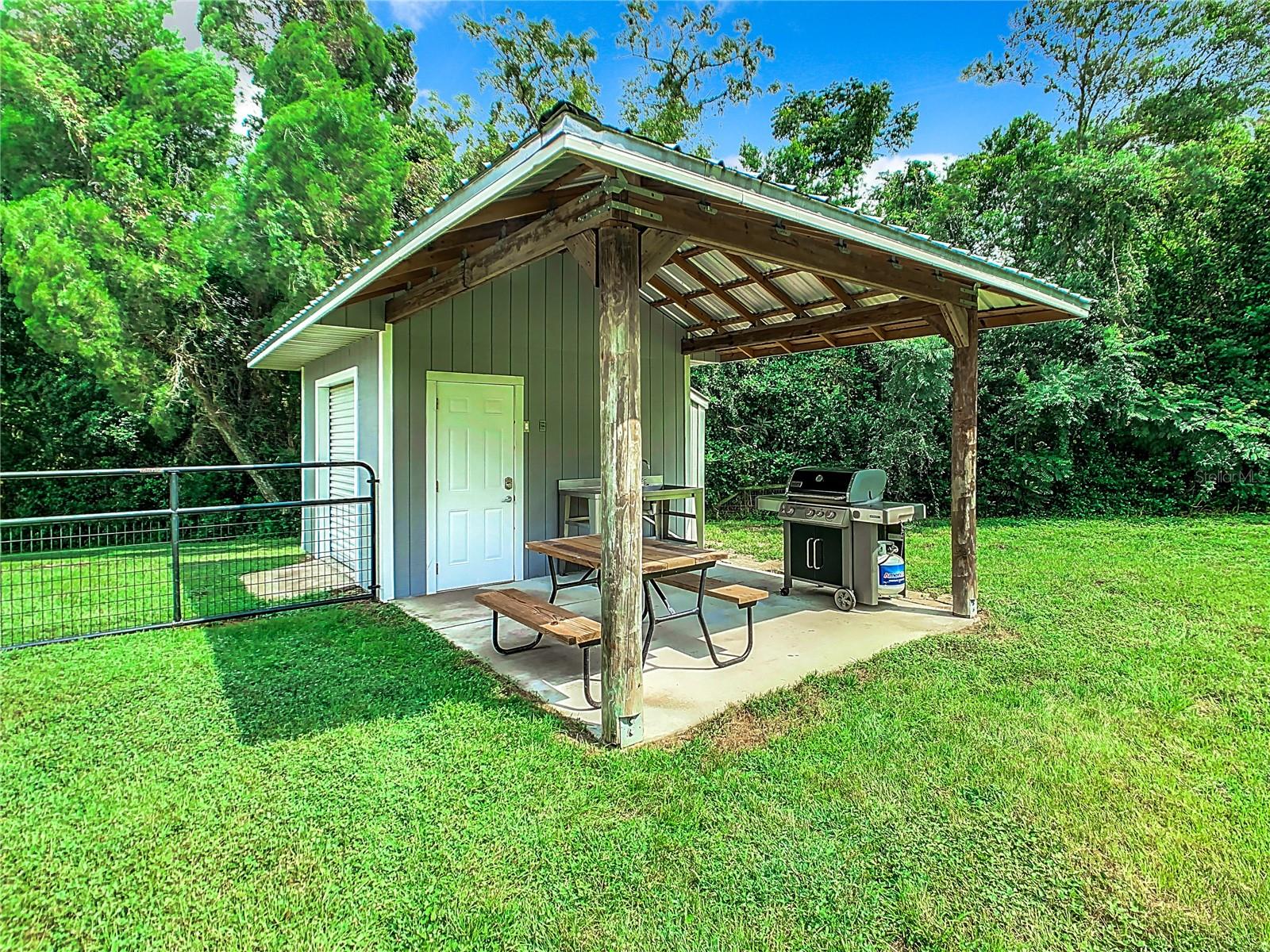 540 STARR RIDGE DR