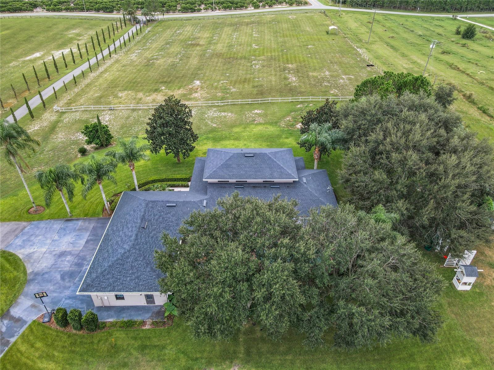 905 N CROOKED LAKE DR