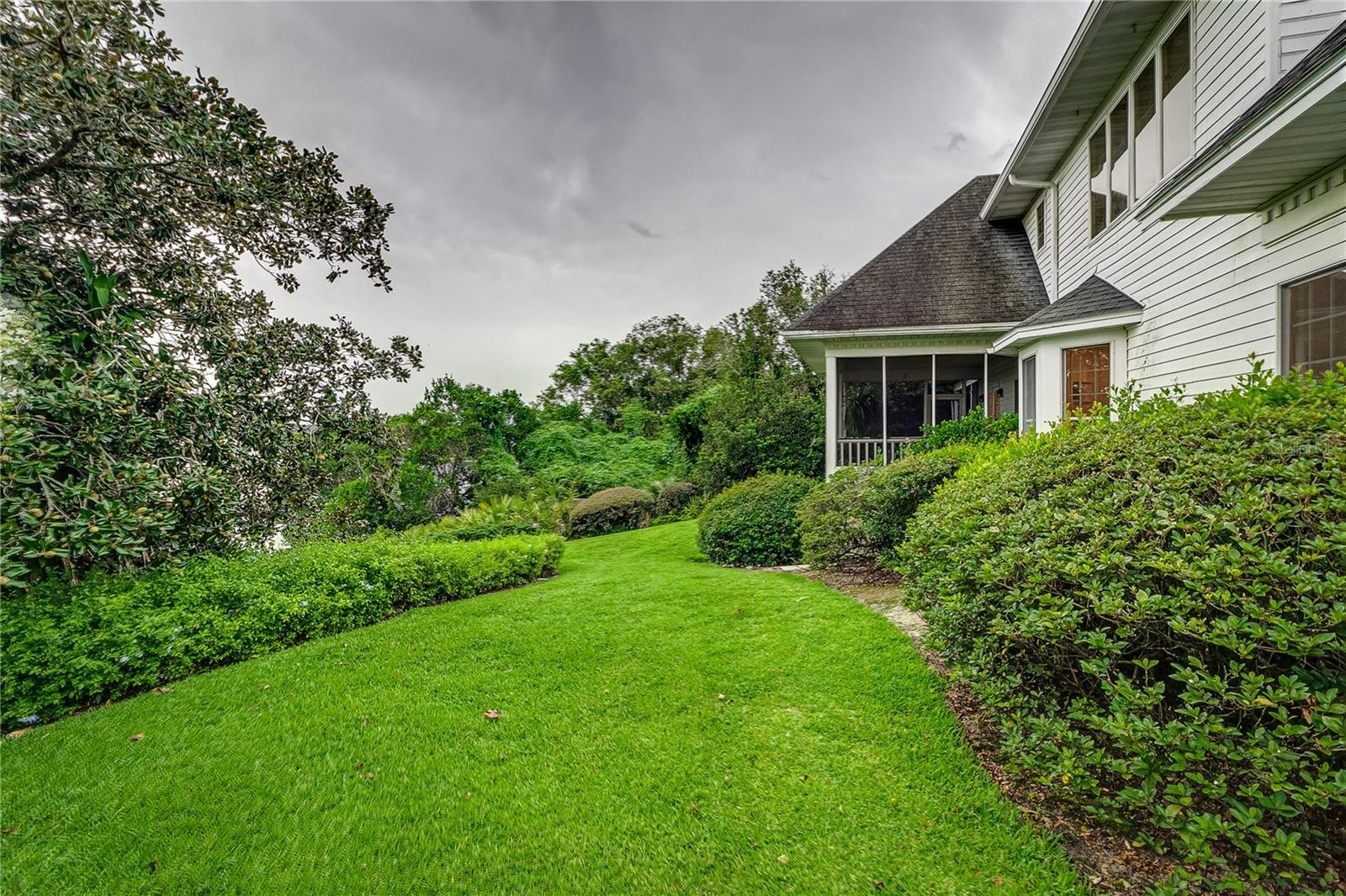 3241 HARBOR BEACH DR