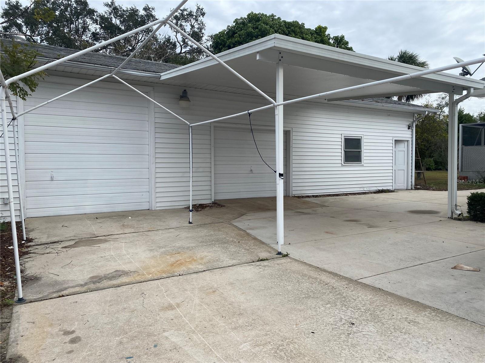 1117 N LAKESHORE BLVD