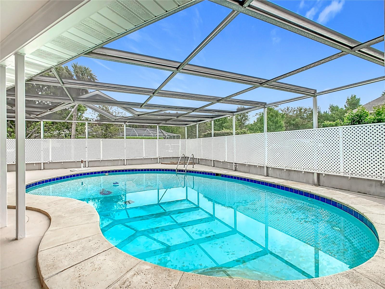 1117 N LAKESHORE BLVD