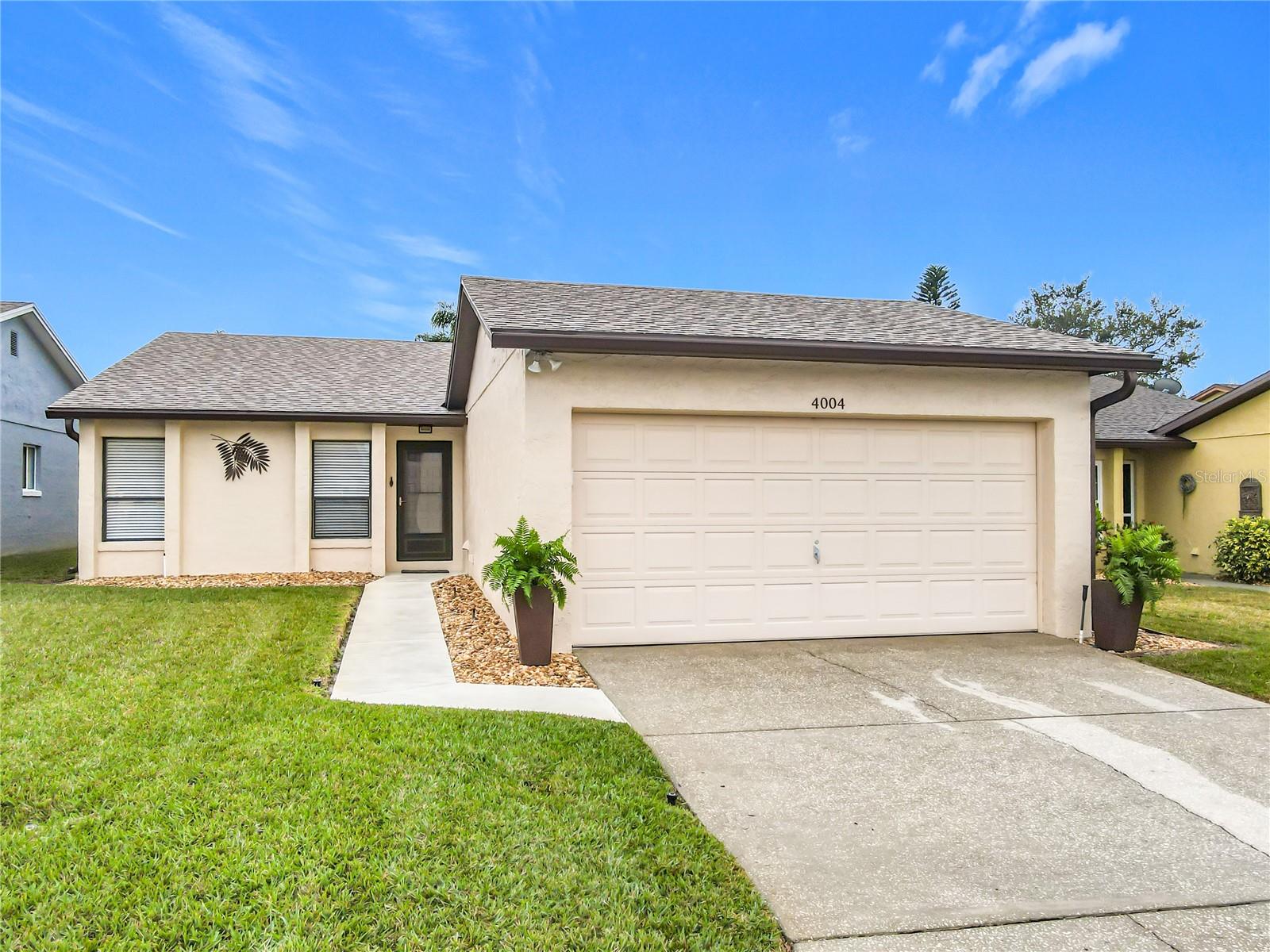 4004 CYPRESS LNDG S