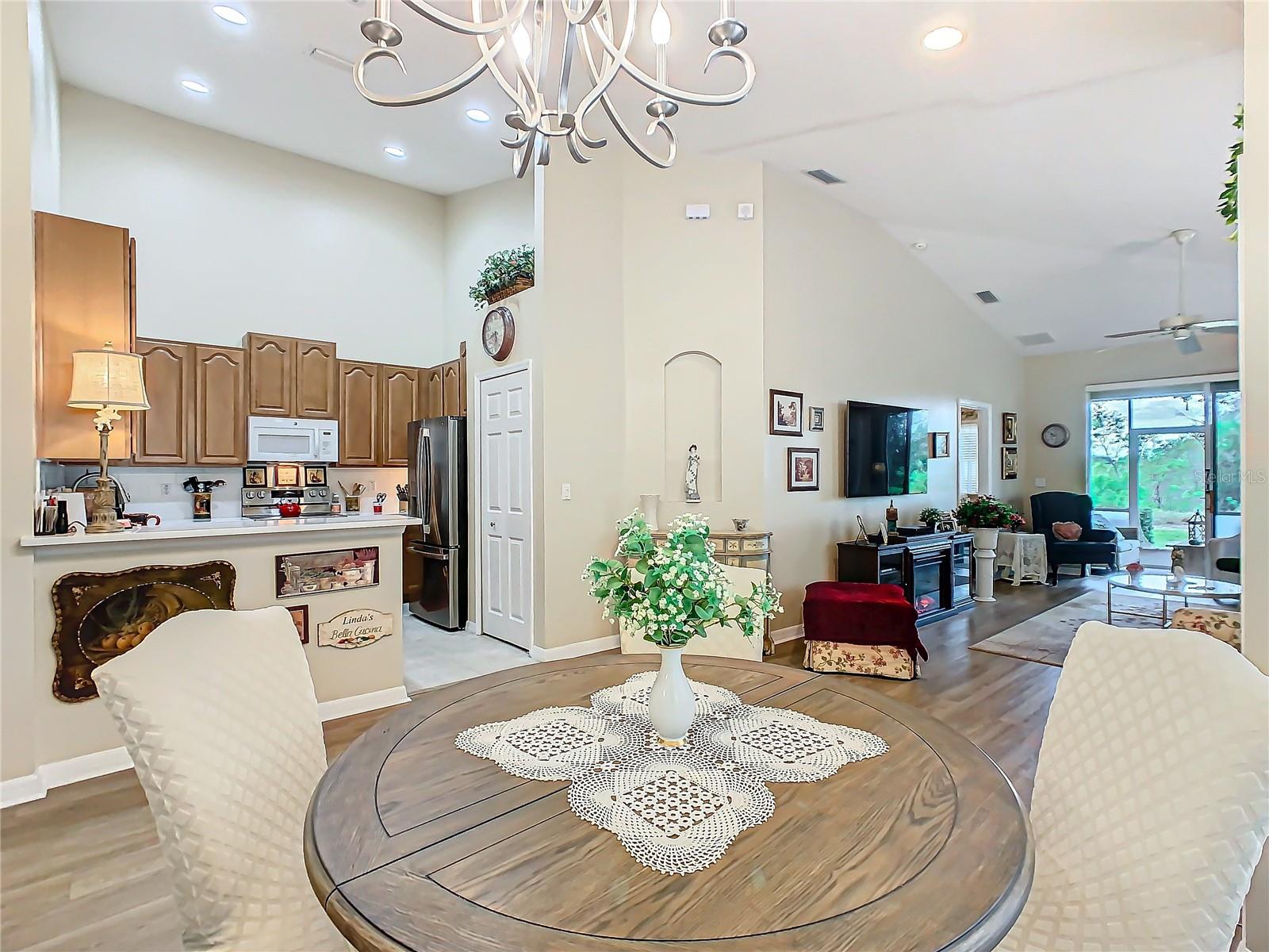 2723 RUTLEDGE CT