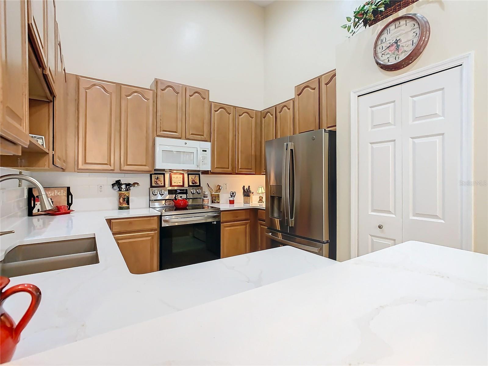 2723 RUTLEDGE CT