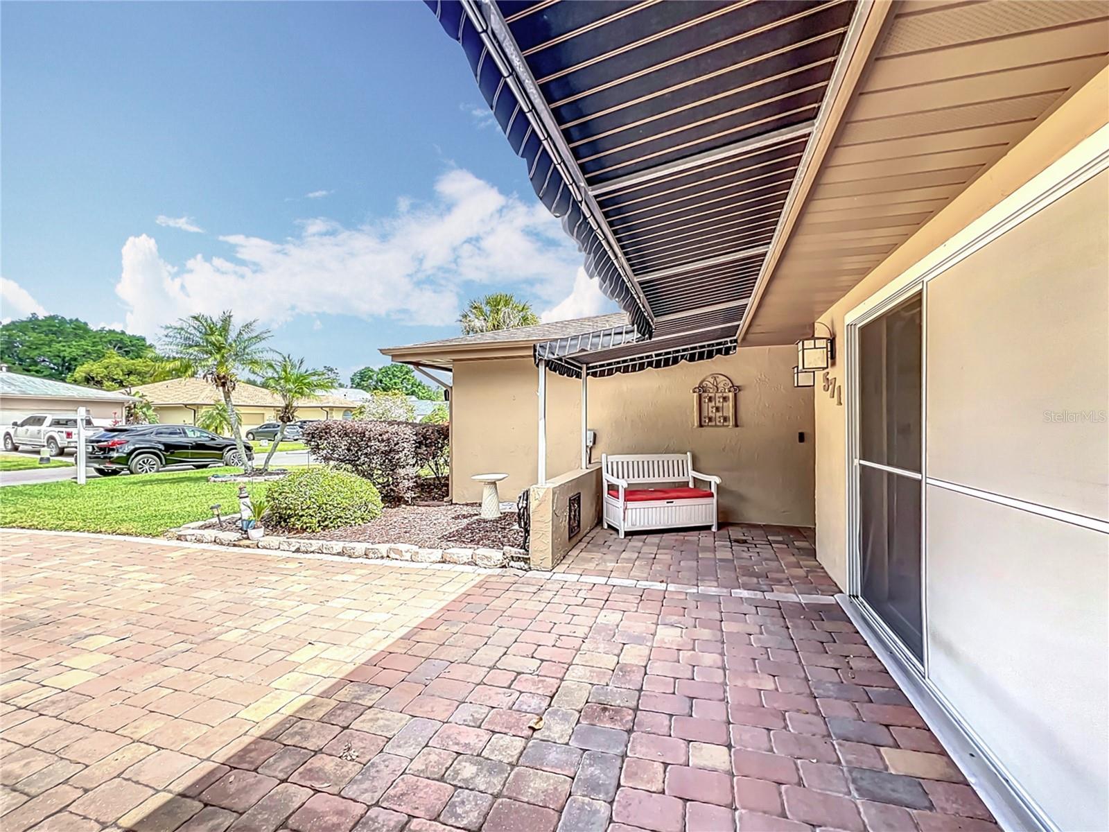 571 SAINT ANDREWS RD