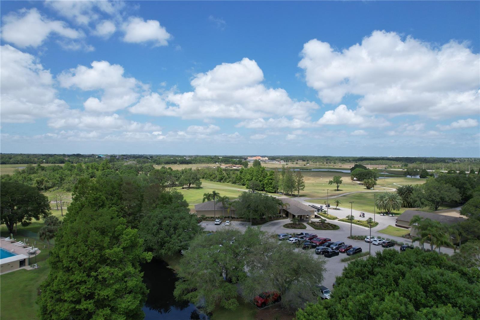 571 SAINT ANDREWS RD