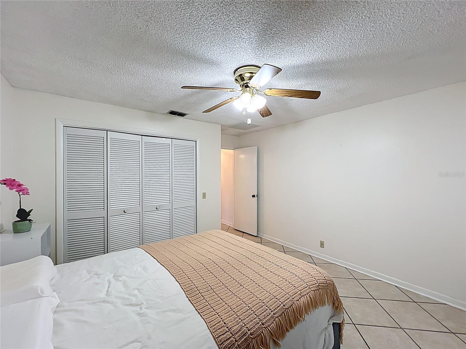 571 SAINT ANDREWS RD