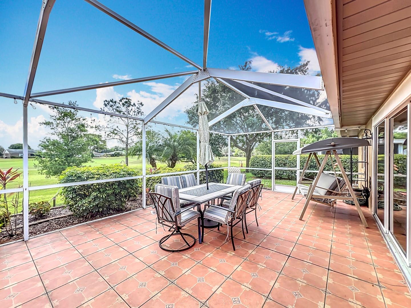 571 SAINT ANDREWS RD