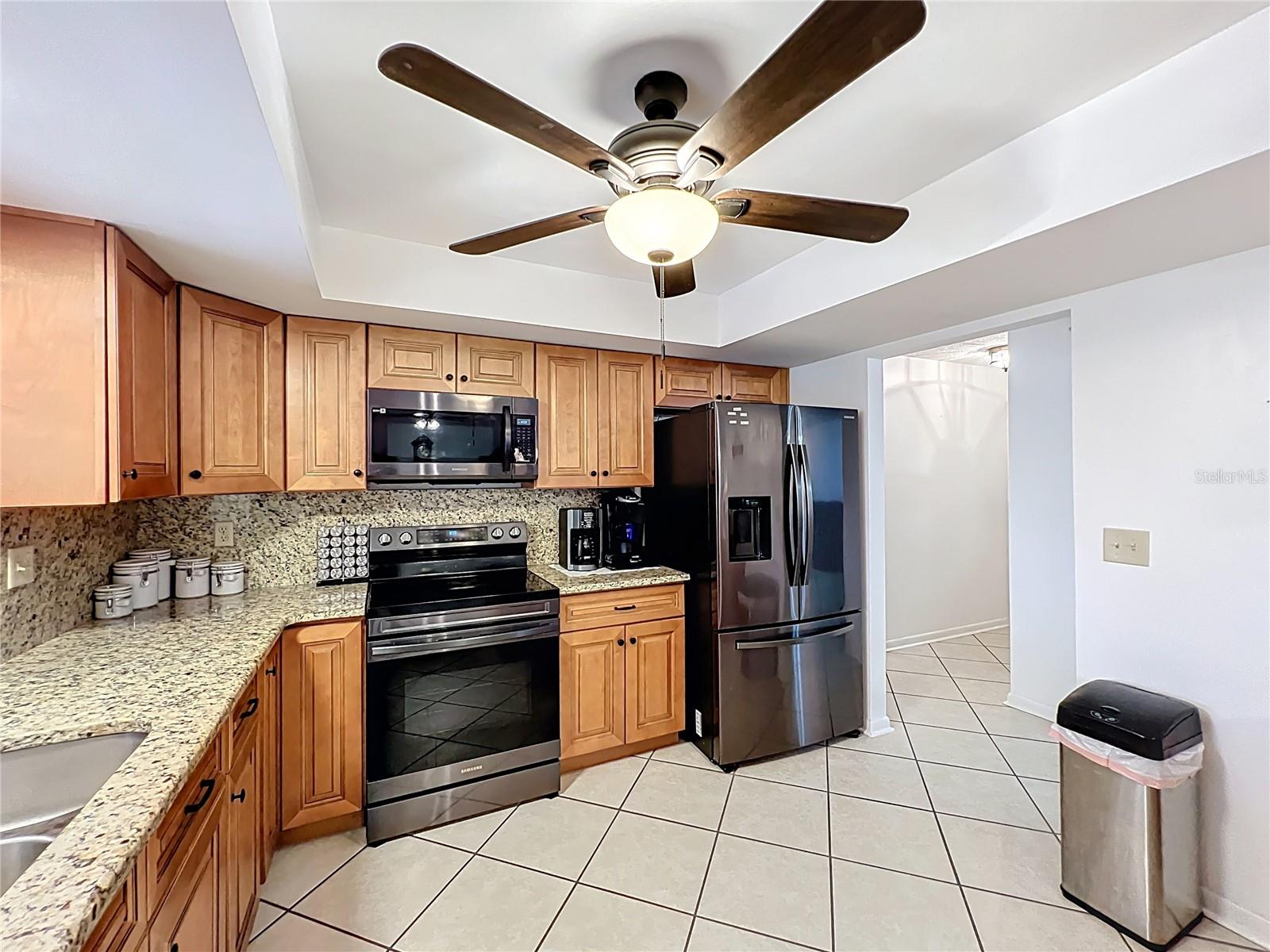 571 SAINT ANDREWS RD