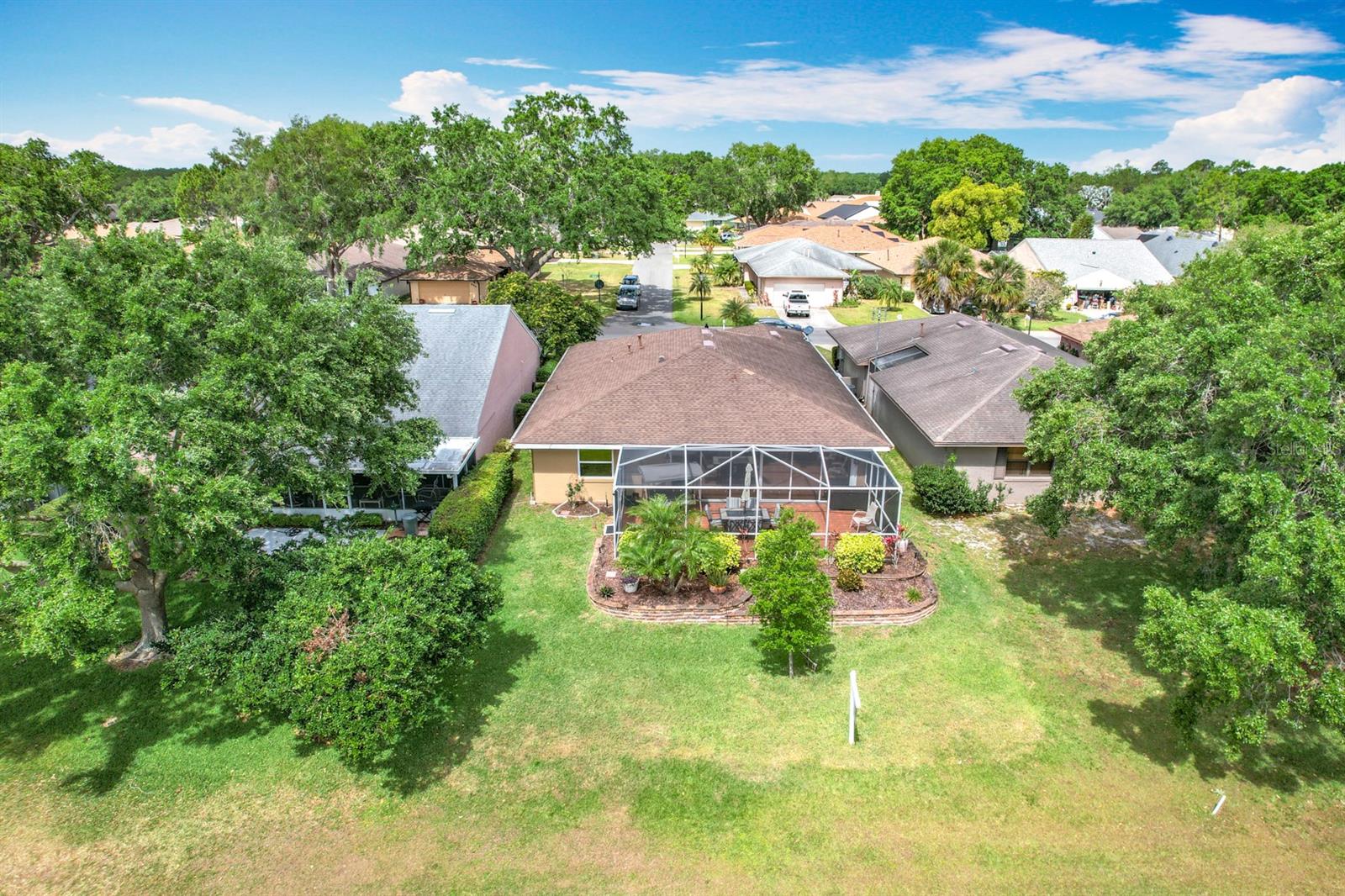 571 SAINT ANDREWS RD