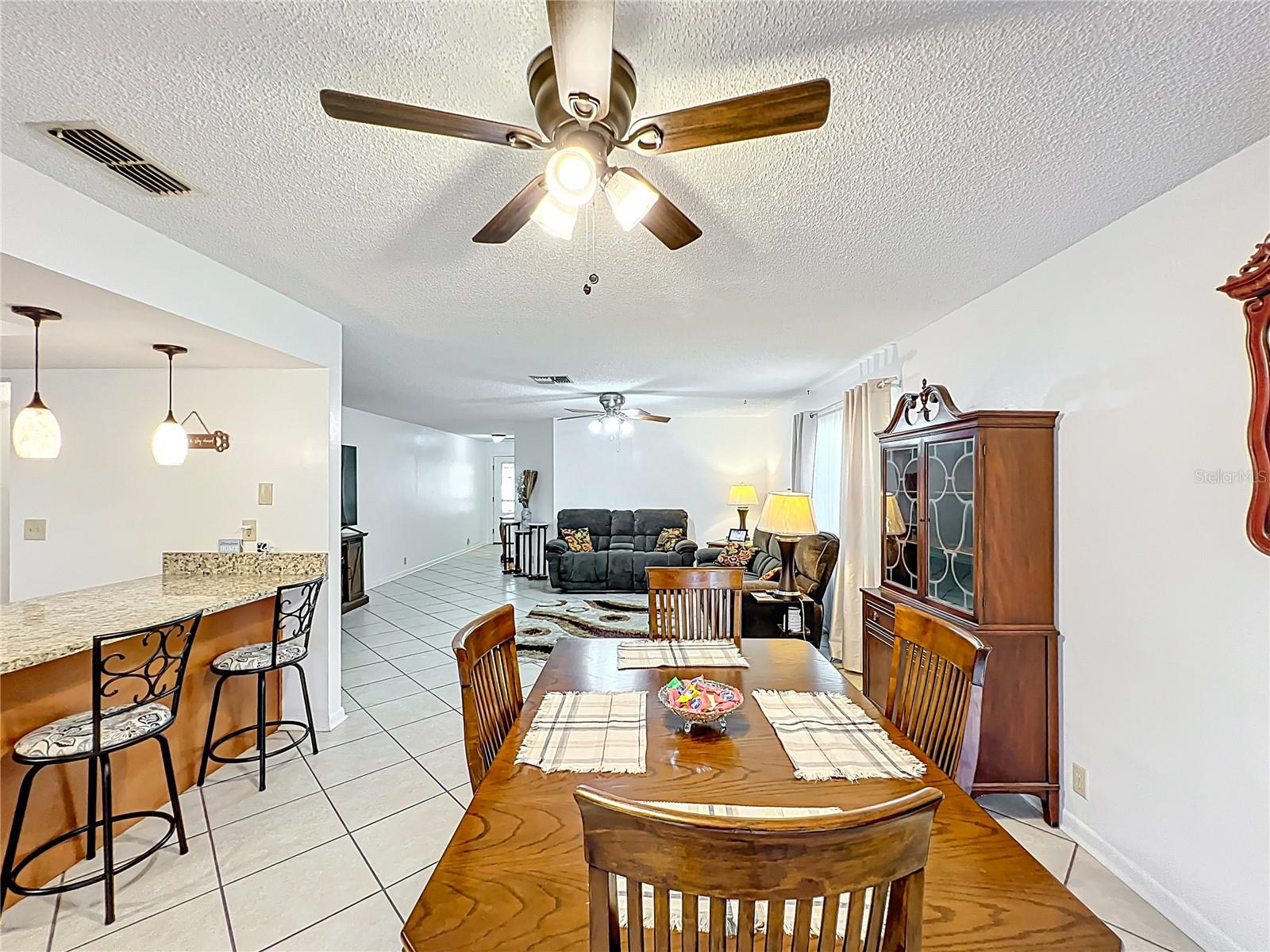 571 SAINT ANDREWS RD