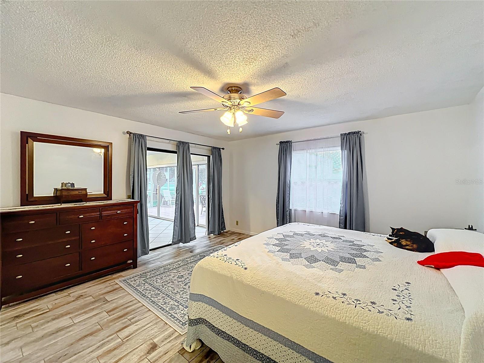 571 SAINT ANDREWS RD