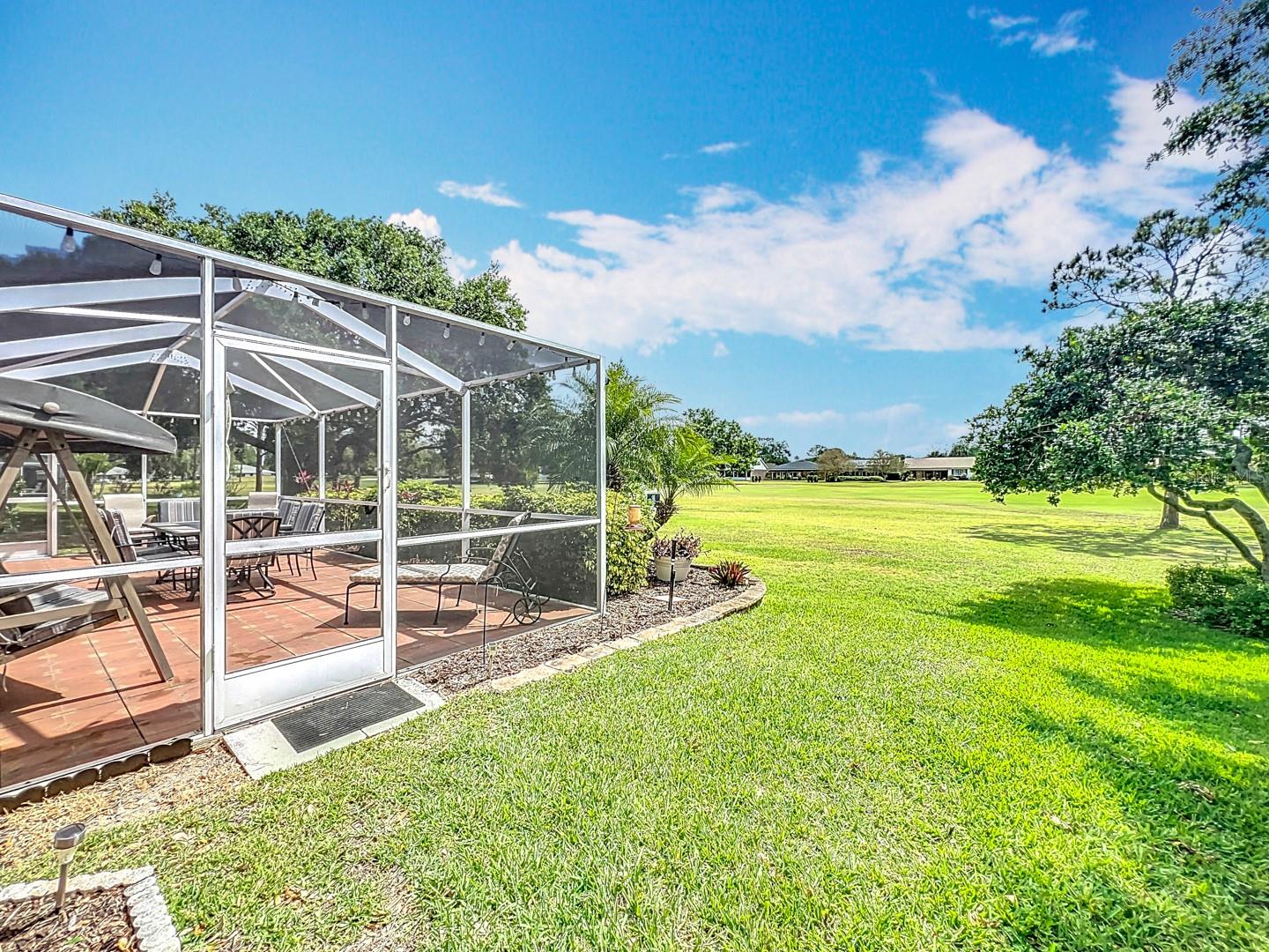 571 SAINT ANDREWS RD