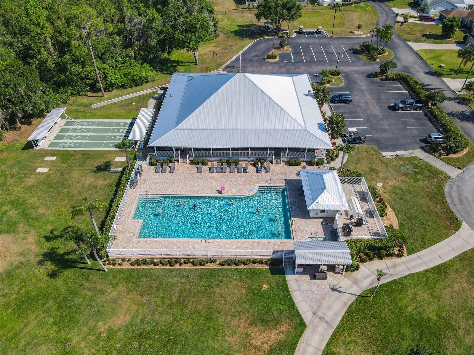 3050 WALDEN SHORES BLVD